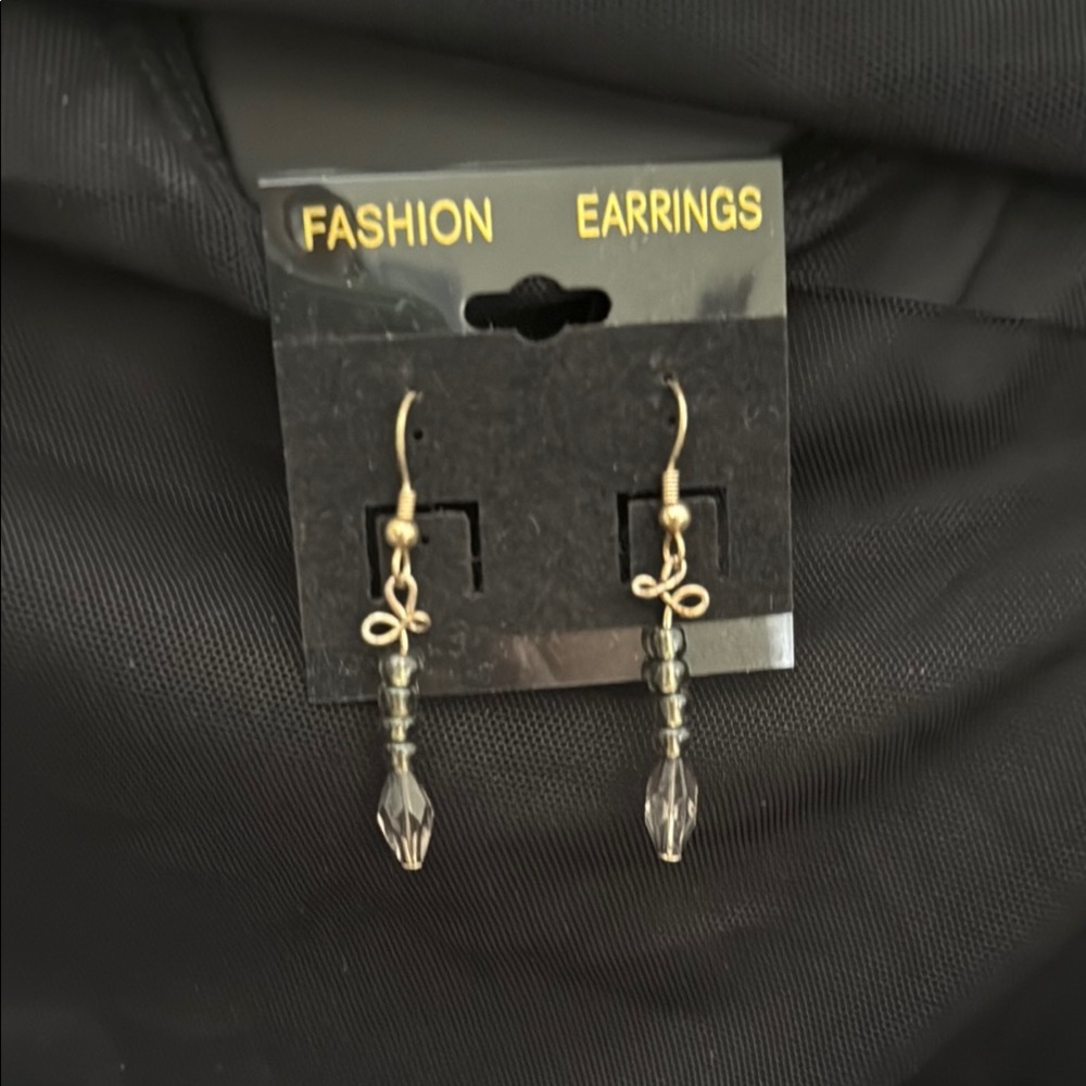 Elegant grey and Silver Fashion Earrings